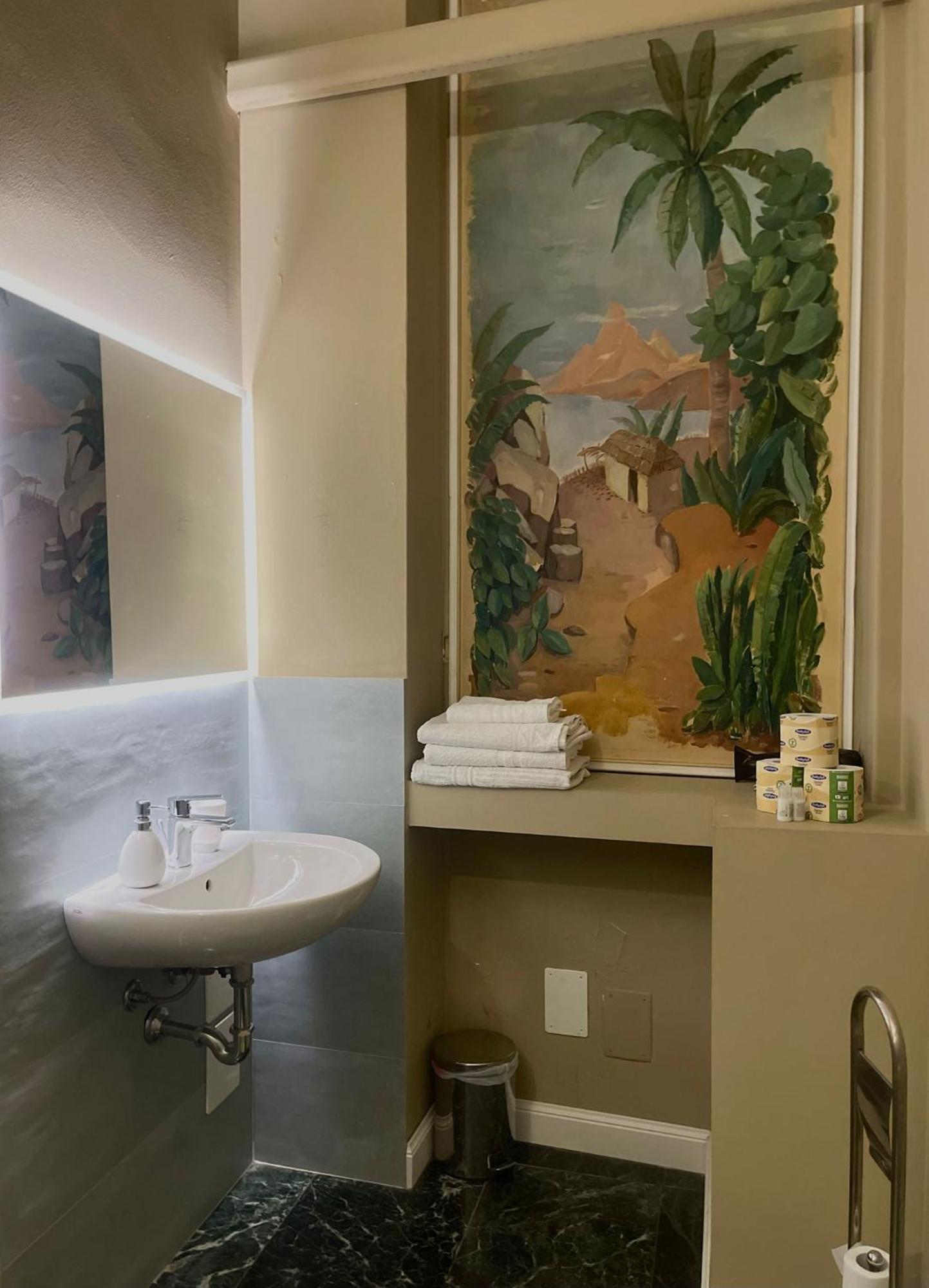 B&B Piazza Duomo Al 55 Voghera Εξωτερικό φωτογραφία