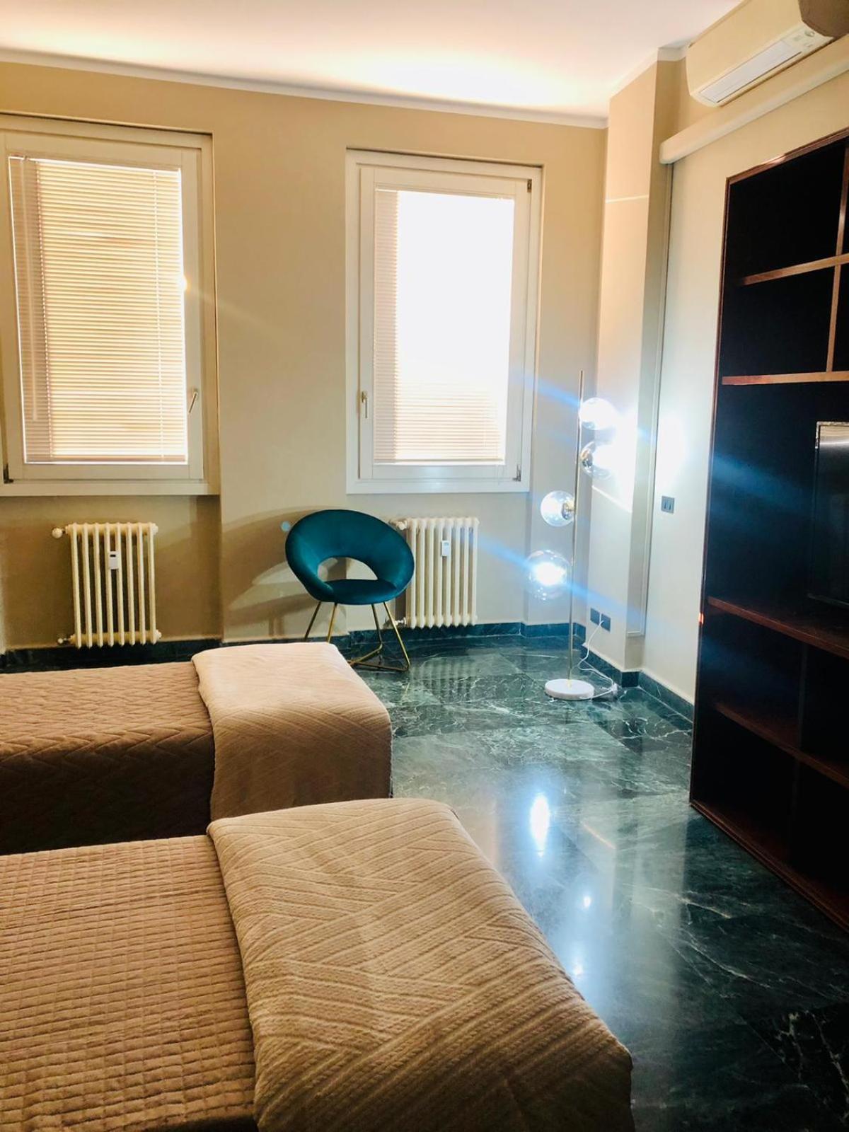 B&B Piazza Duomo Al 55 Voghera Δωμάτιο φωτογραφία