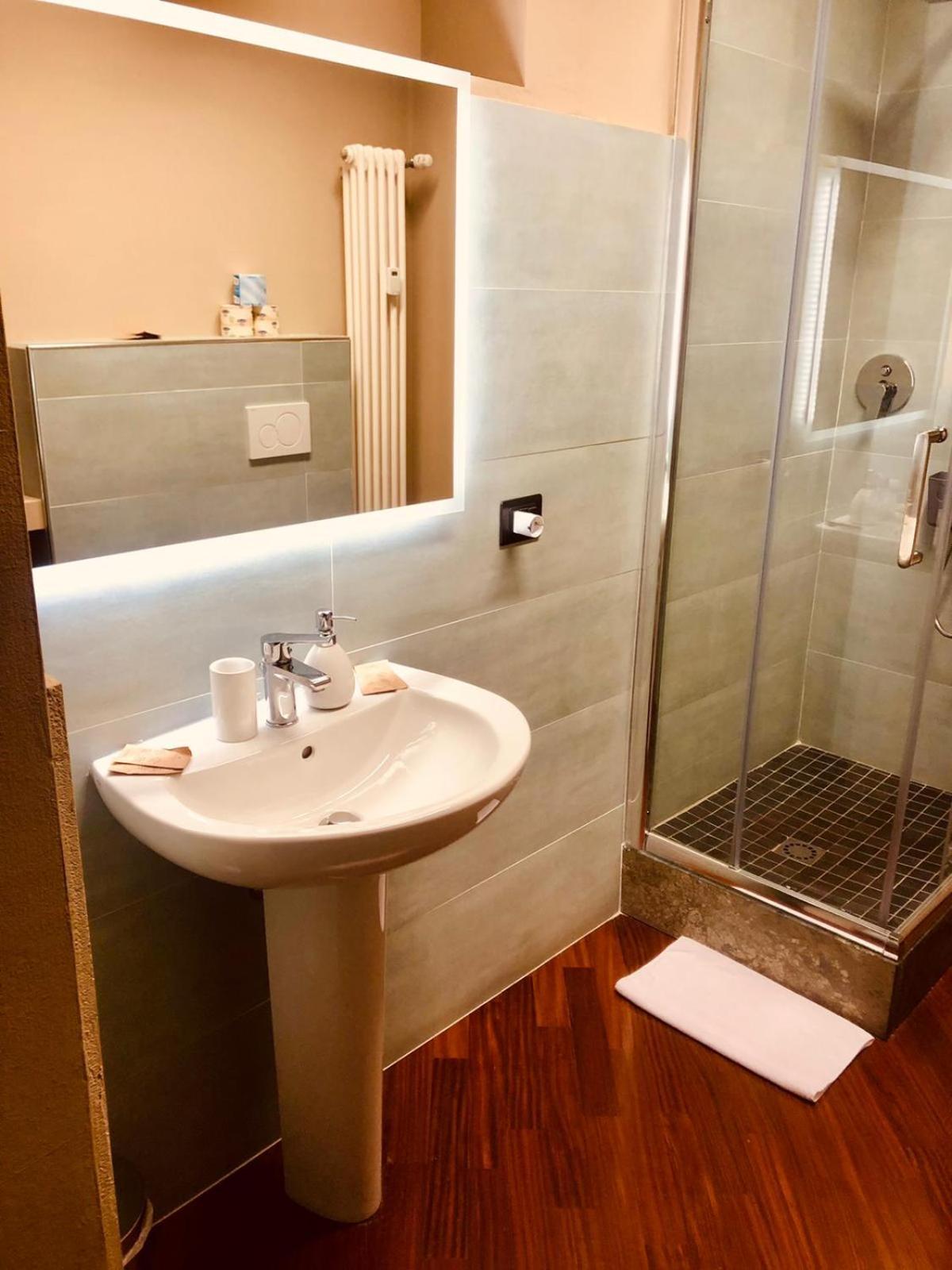 B&B Piazza Duomo Al 55 Voghera Δωμάτιο φωτογραφία
